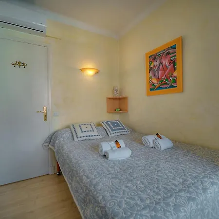 Apartamento Magnifique Avec Vue A2b99 *