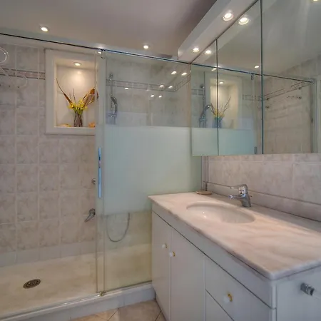 Magnifique Avec Vue A2b99 Apartament Cannes